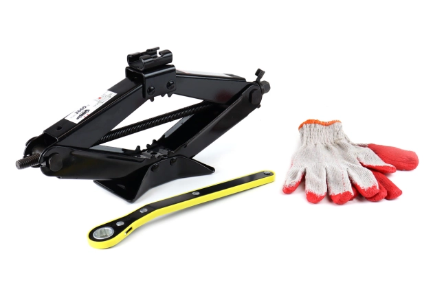 Trapecijos formos keltuvas 2T